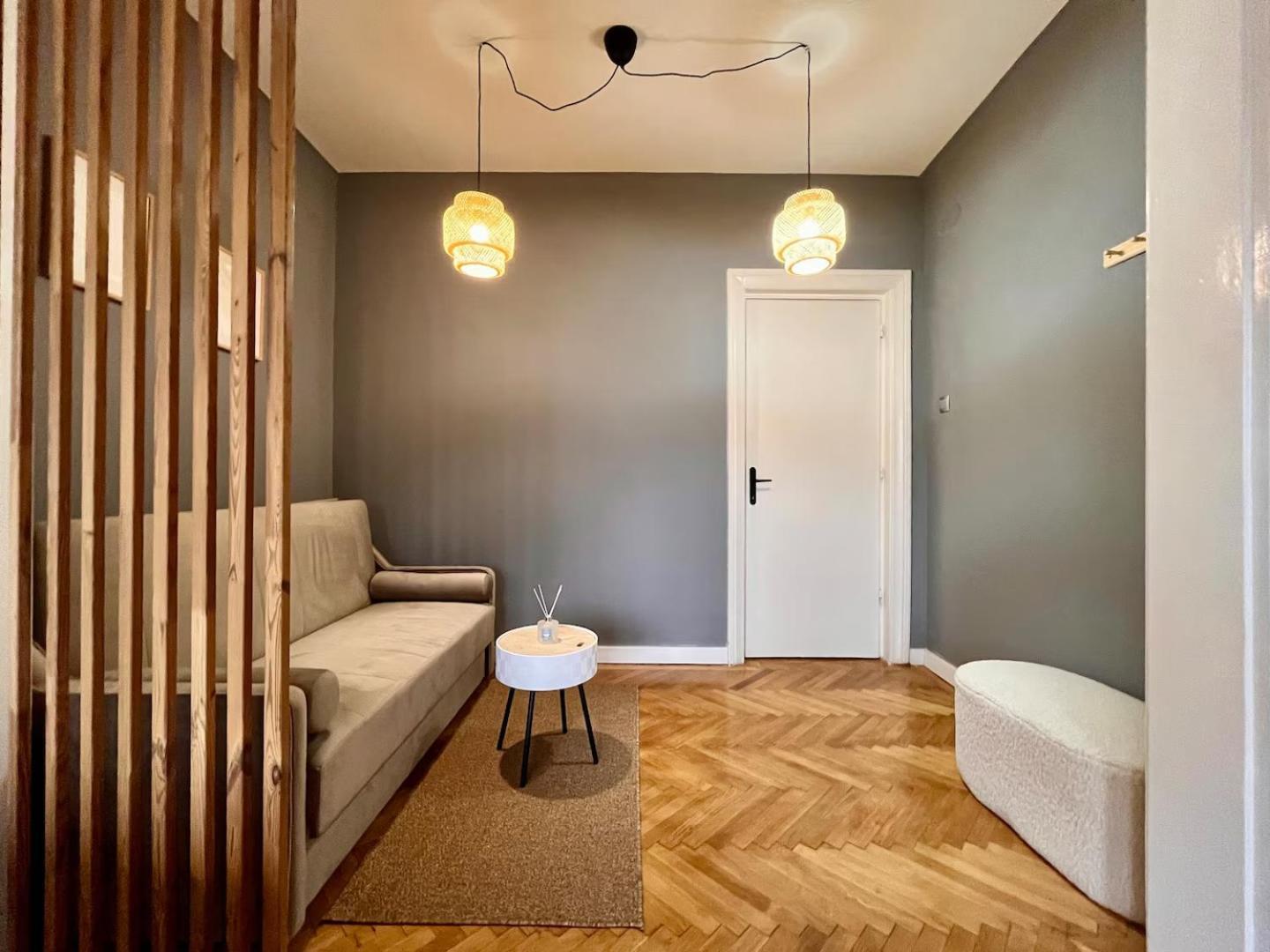 Woodie Studio With Premium Comfort By Piata Unirii Bucharest Luaran gambar